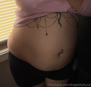 I need to post in my jeans i m outgrowing a lot of my clothes i m part 5