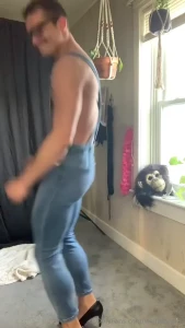 I ll be your cotton eyed joe hit my dms for some sexy fun