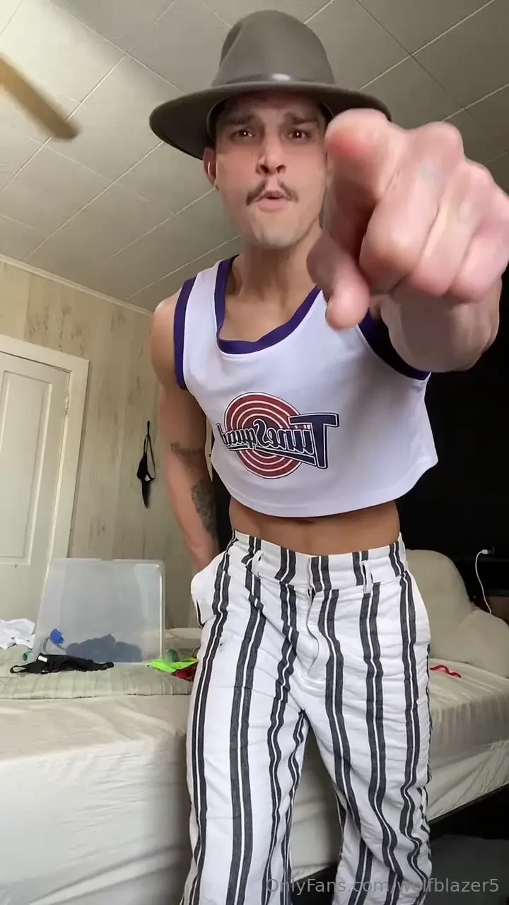 Who doesn t love ace ventura 