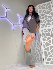 Wanna feel how strong my toes are part 6