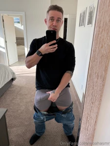 100 went and jerked off after this photo cause i got so horny taking