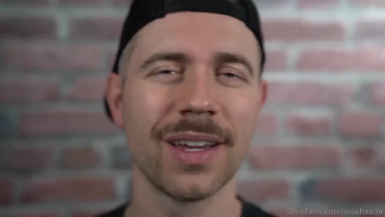 Asmr meeting a stranger in the alley turns out to be great 