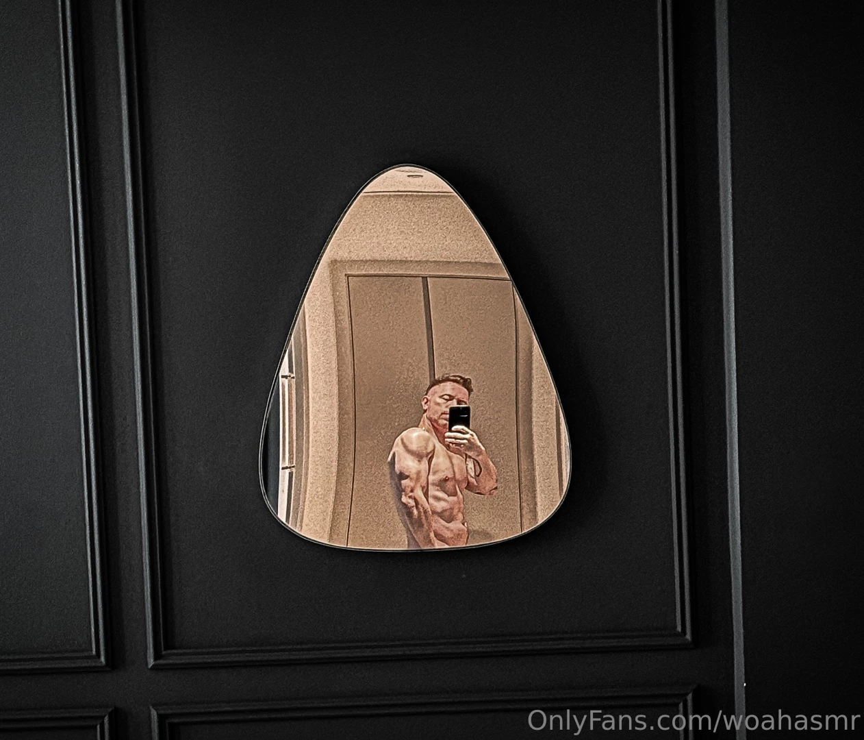 Everything felt big here - even more so below the mirror line 