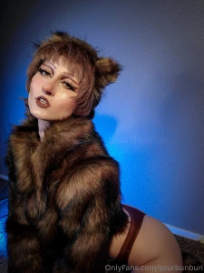 Did yall see the full moon last night it was called the beaver moon