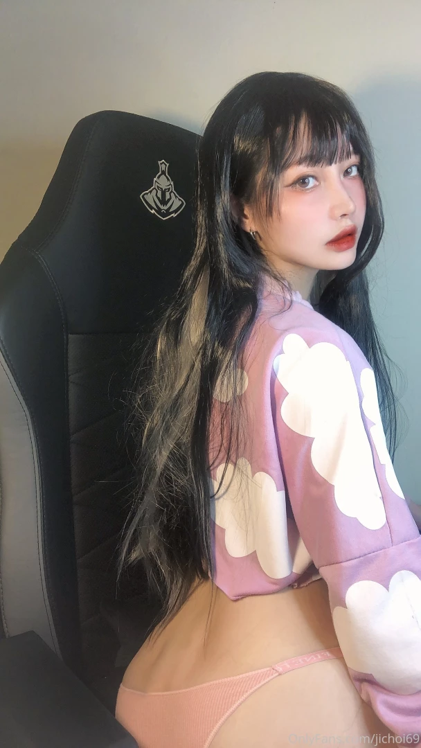 I m wearing my favorite pink undies but should i take them off for you 