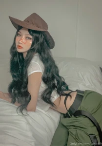 Just lounging want to join me