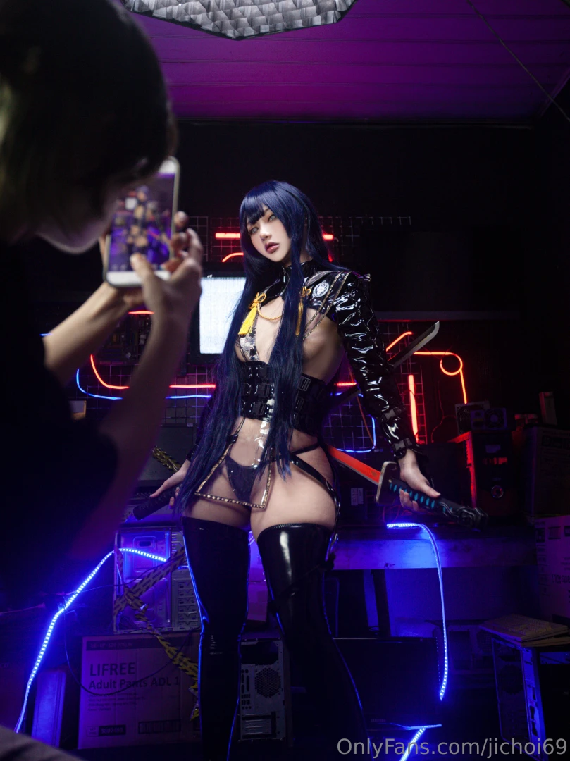 Heeyyyy i need you now 