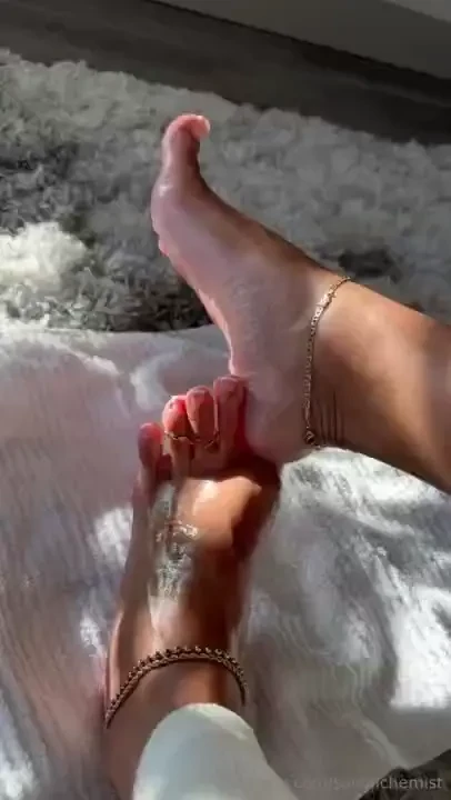 I need someone to wrap these toes amp soles around 