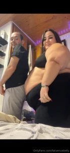 My best friend and i look at how thin i want to see who eats more of