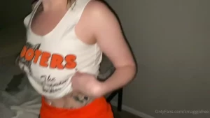 Hooters s tape - 69 watch so much cum drip out of me video with