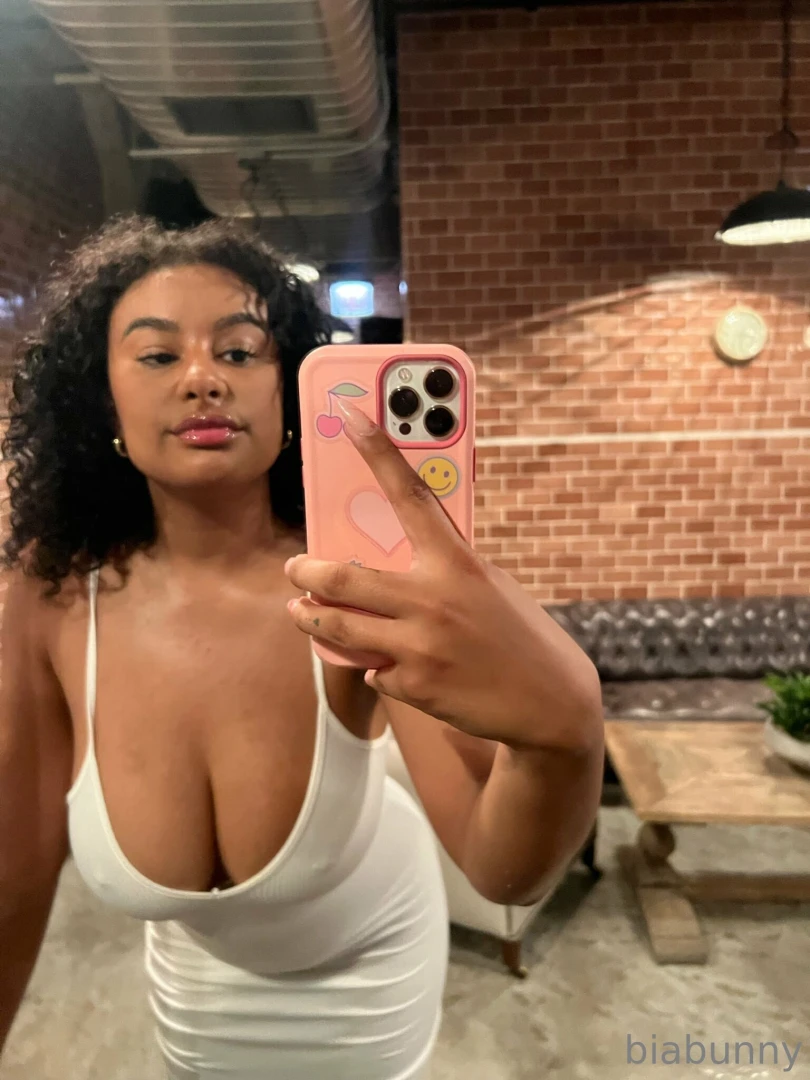 Out here breaking necks 