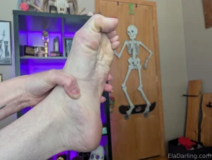 What do you think should i get a fresh pedicure for my birthday next part 1