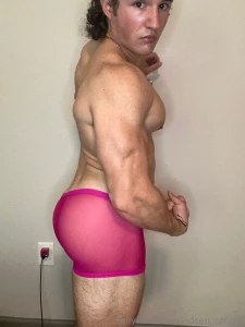 Who loves the pink