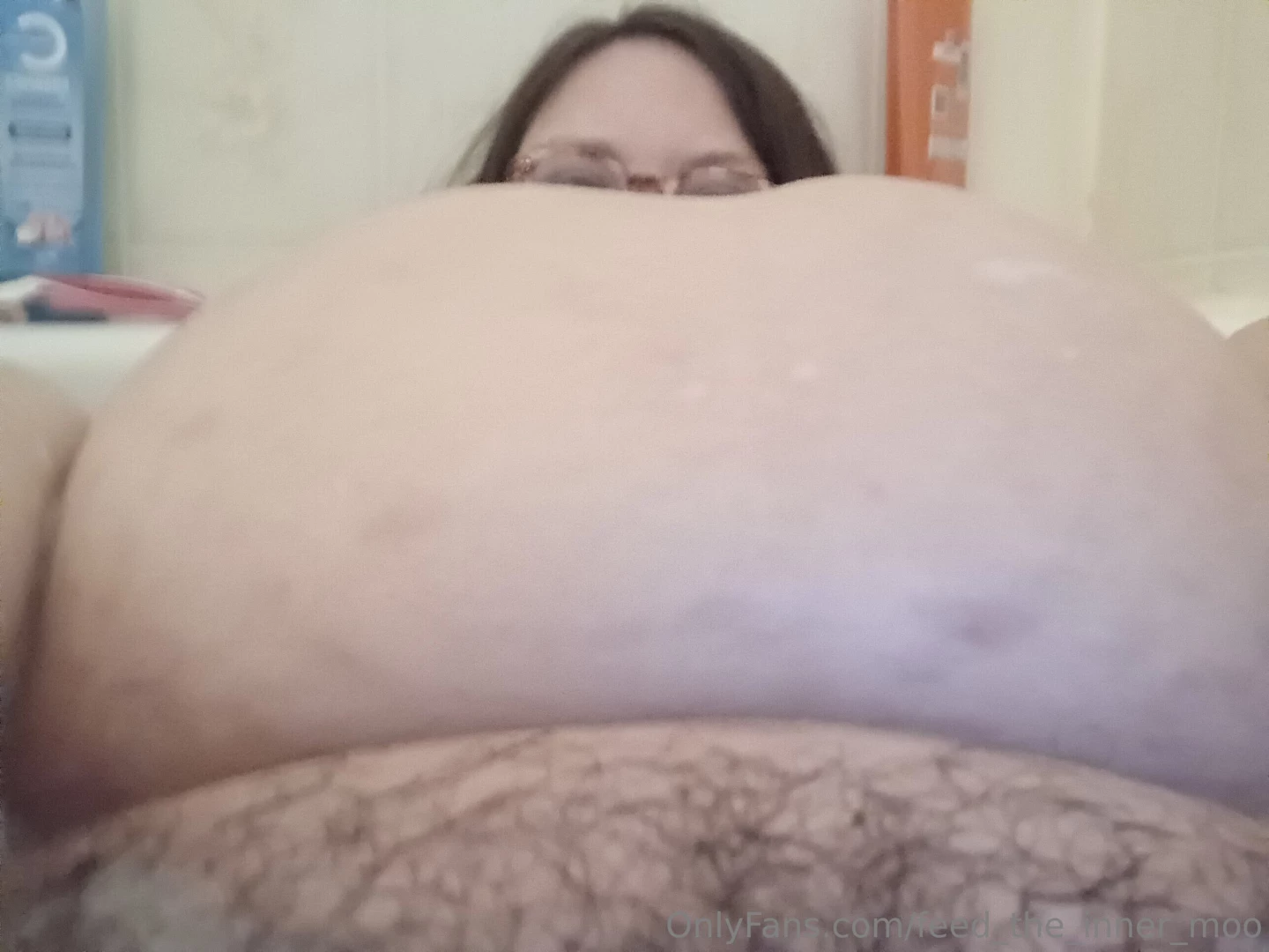 This big belly is almost too big to fit in the tub it sticks out of part 3 