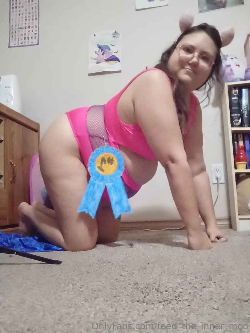 This big round piggy brought home the blue ribbon for being the part 10 