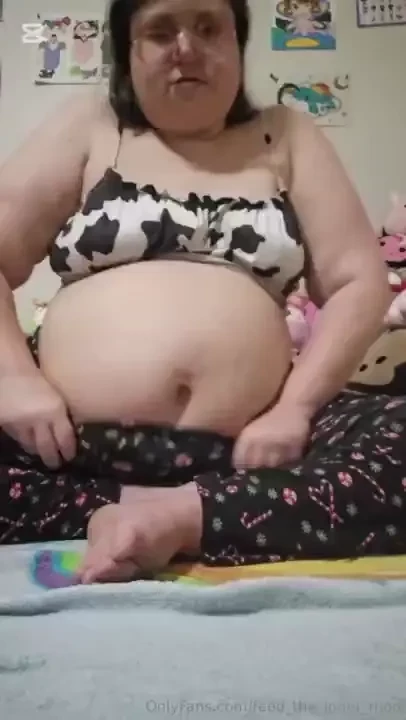 Don t you just wanna finger my belly button while feeding me and 