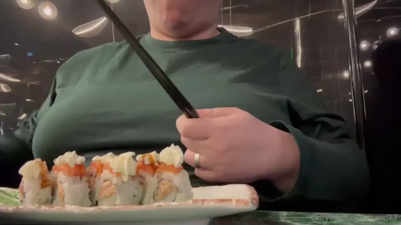 Loved going to japanese restaurant with my wife merry christmas y all 