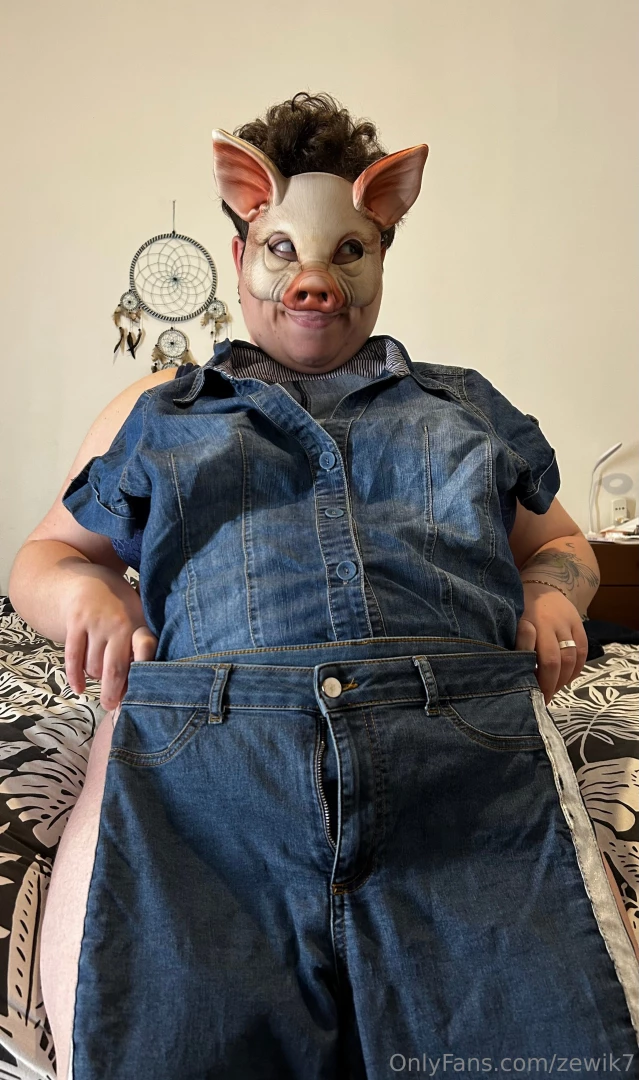 Closet purge part 4 this could not fit at all not even trying oh well part 9 