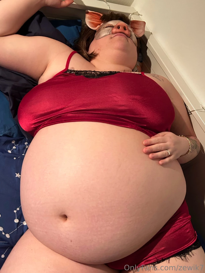 Welcome to spicy ribs the monthly column of this piggy in lingerie for part 19 