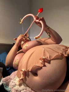 It s heeere february the month of love i really hope eli gifts me part 13