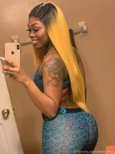 Im available for facetimes video calls live cock rates audios customs