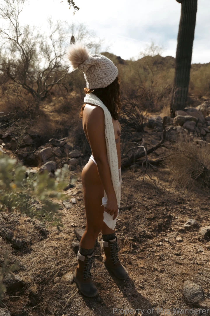 8 days till c h r i s t m a s 