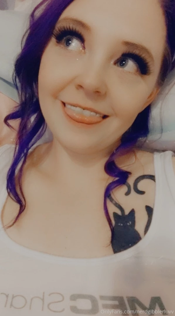 Just filmed a new bath and shave fetish video i m so smooth 