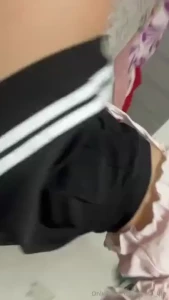 Imagine that we are in a bar i approach you and sit on your lap i