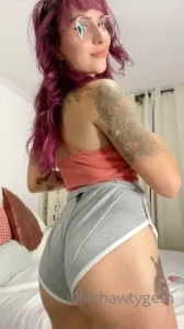 Do these shorts make my butt look extra juicy
