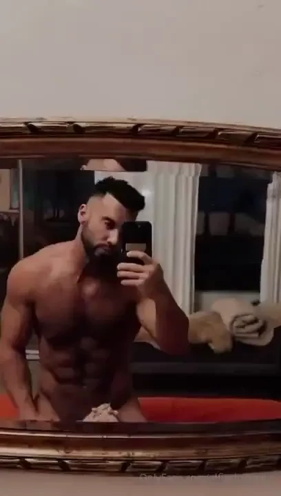 Are you a good boy dm and lemme show how daddy will please you on his 