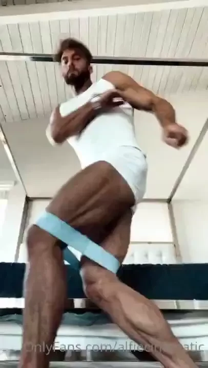 Little home workout in the morning damn still trying to figure out part 4 