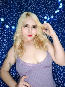 Holi beb les dejo estas fotitos ricas con el outfit que tengo les part 1