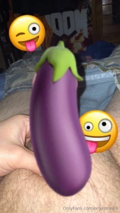 Nice thick load from my fap session last night set includes 2 pics and part 1