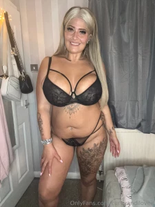 Online all night tonight x lets have some fun