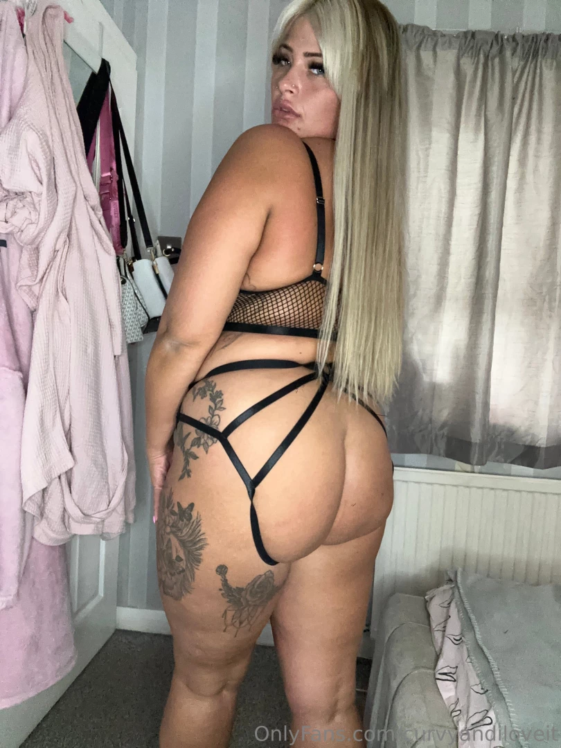 Wanna see what i got up to in this outfit 