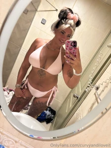 Sorry everyone im still away im back on monday and will be doing some