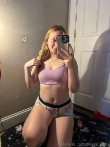 Miagray85 your glowing girl make sure to follow my bestie too lt 333