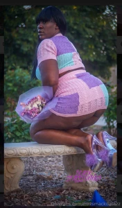 Blackstallionn69 hey babe over here 1000 of videos and pics shes on part 2