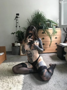 Let s play a game with you one tip i ll send you more pics in this