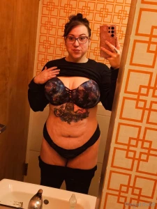 Work gets soooo boring part 1