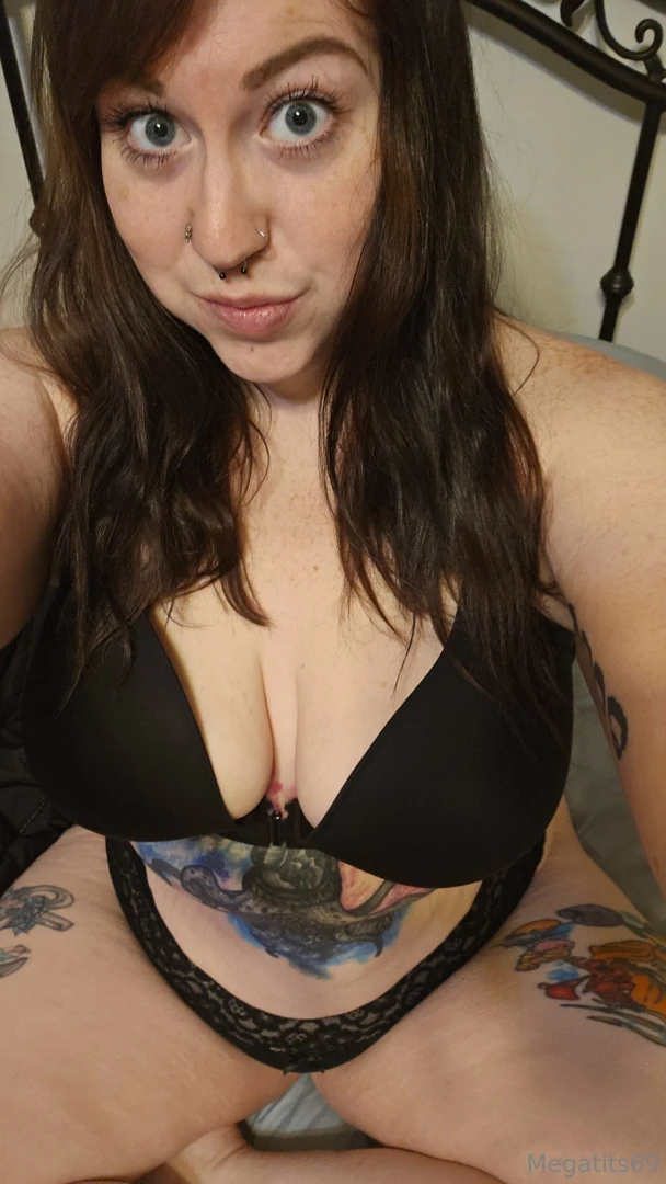 More nakey stuff later just dropping this off still working on my part 4 