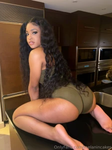 How long you lastin inside this