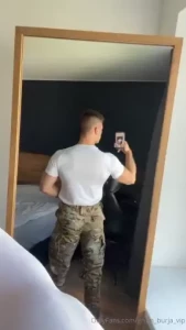 This is what kind of snaps i send to my gym bros