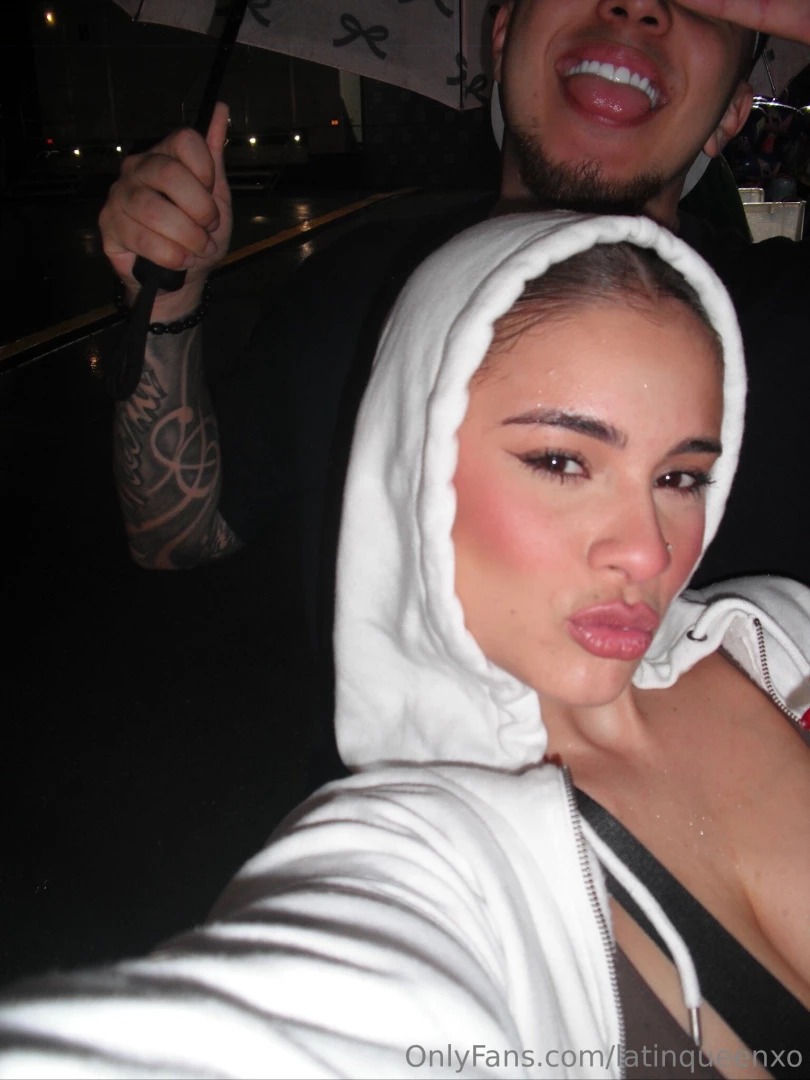 Come on give me a smooch 