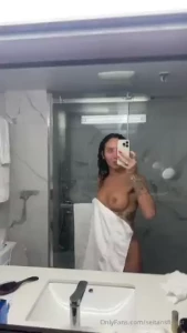 Happy friday lovelies stay outta trouble this weekend ya hear