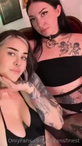 Tonight catch sarahmoonsg thebonewitch and i getting silly and nakie