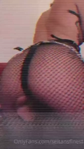 Happy hump day now come n take a bite