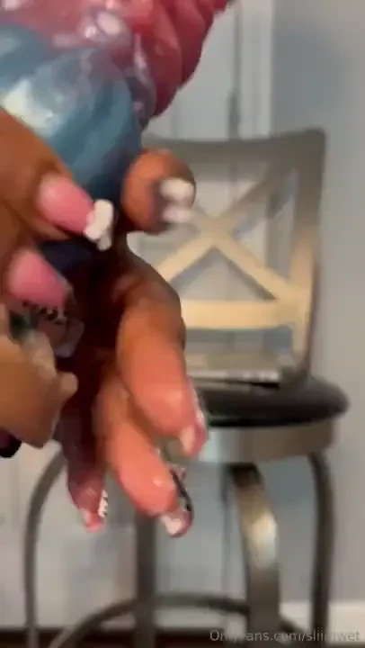 Happy spooky szn watch me cream all over this tentacle while going 