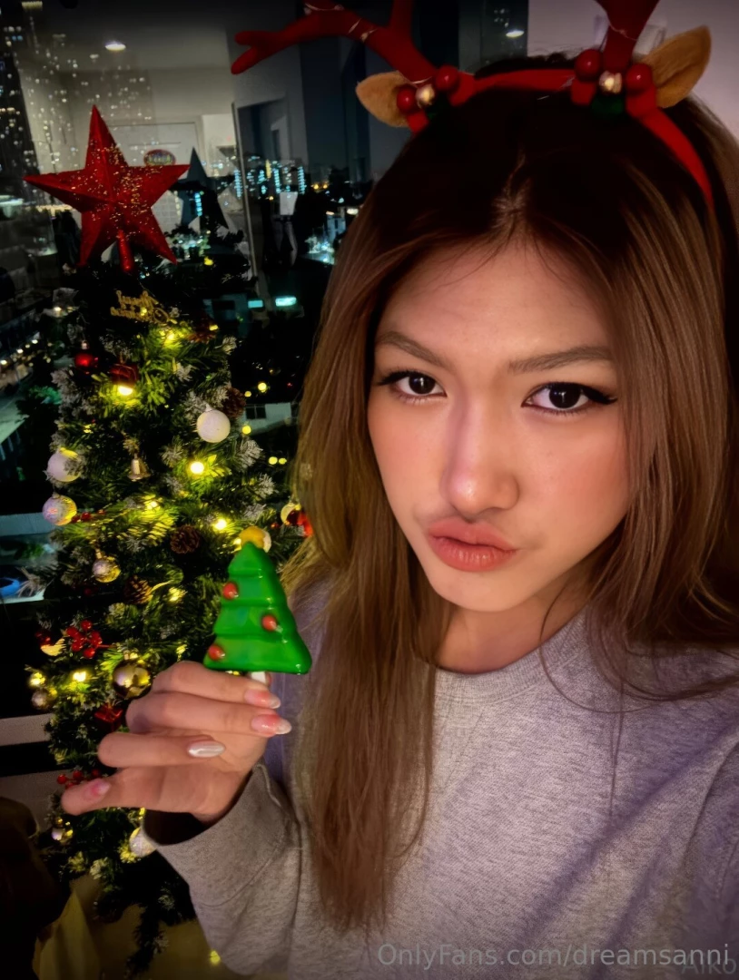 Sweet and beautiful asian girl shallow 18 yo slut aiko_mia who is part 309 