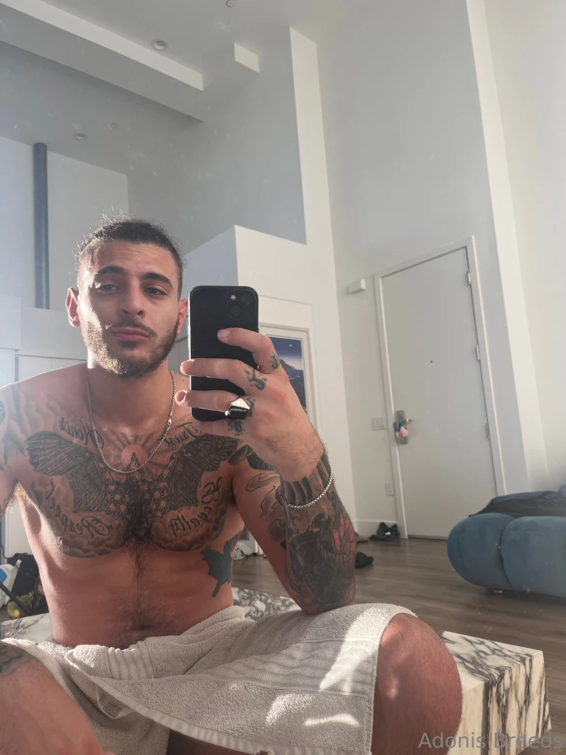 Sun is getting low who s gonna be online to chat tonight just got out 